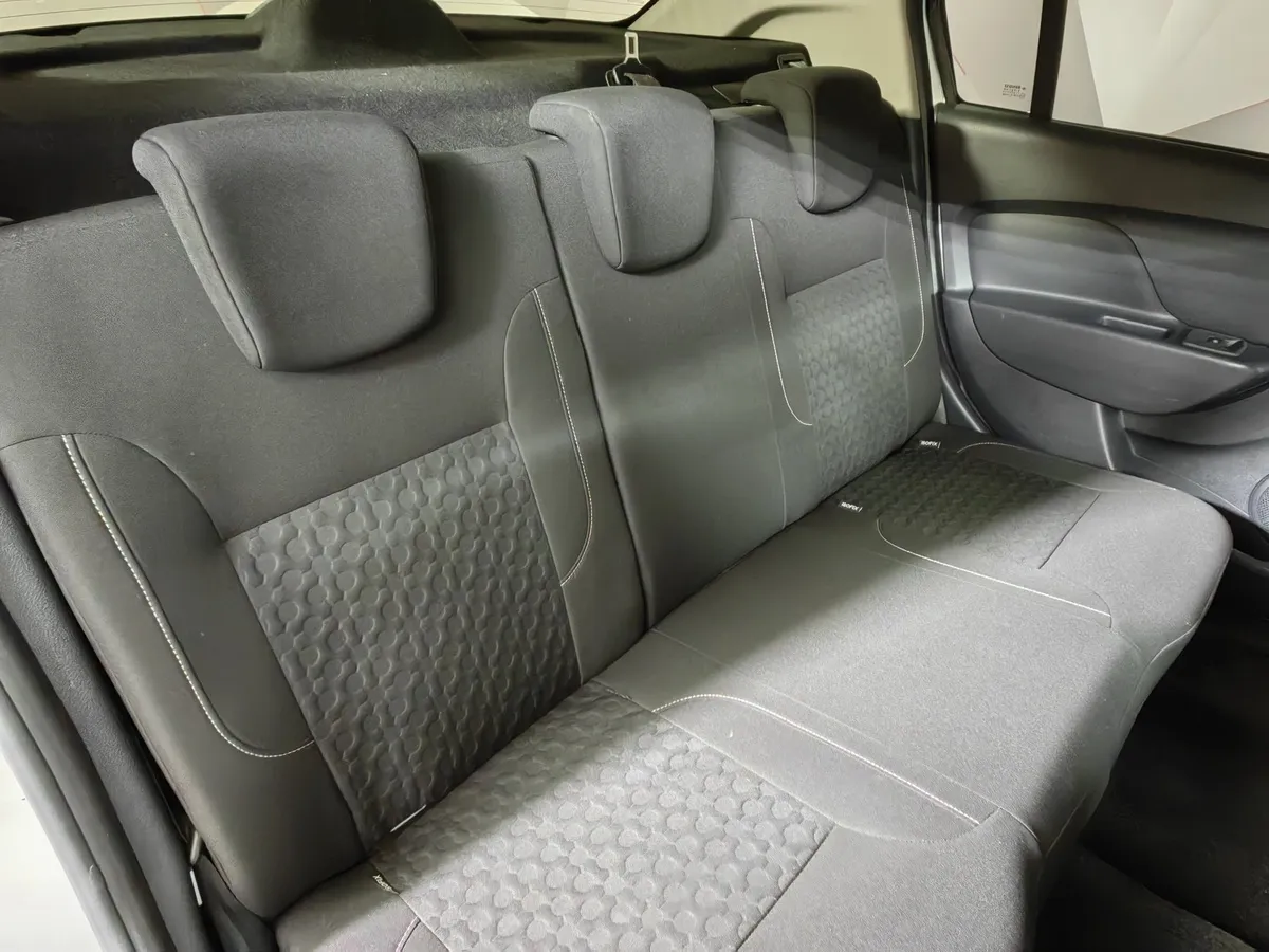 Renault Logan 1.6 MT (82 л.с.) Серый в АВИЛОН. Слайд №17