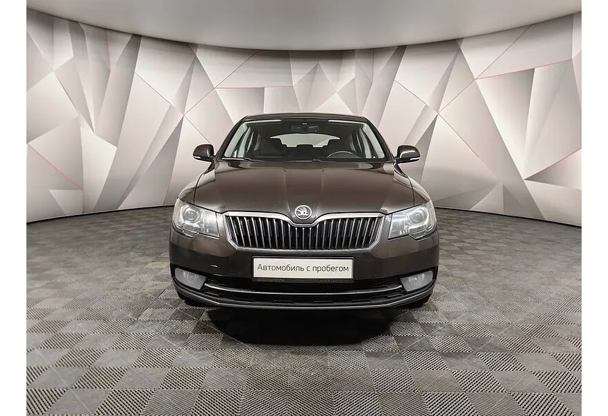Skoda Superb 1.8 TSI DSG (152 л.с.) Коричневый в АВИЛОН. Слайд №7