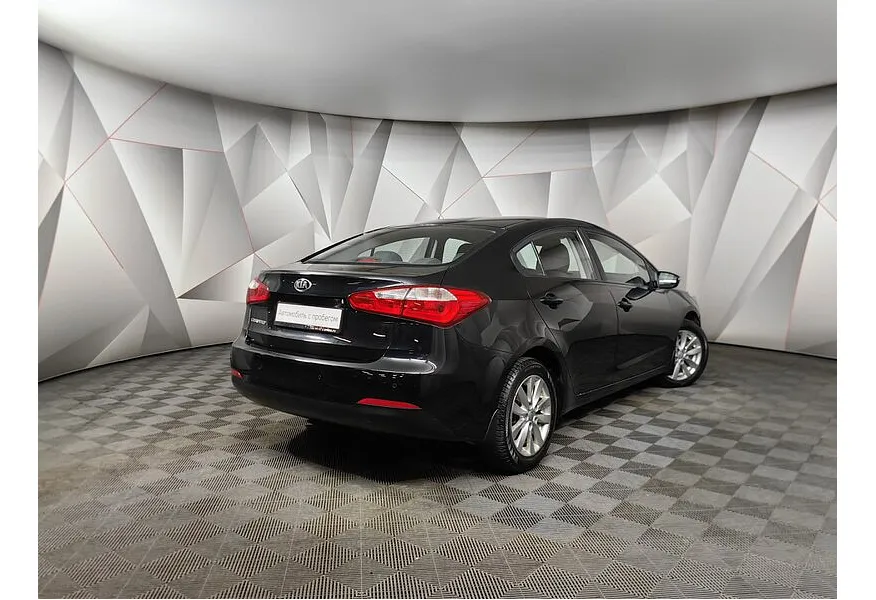Kia Cerato 1.6 AT (130 л.с.) Черный в АВИЛОН. Слайд №2
