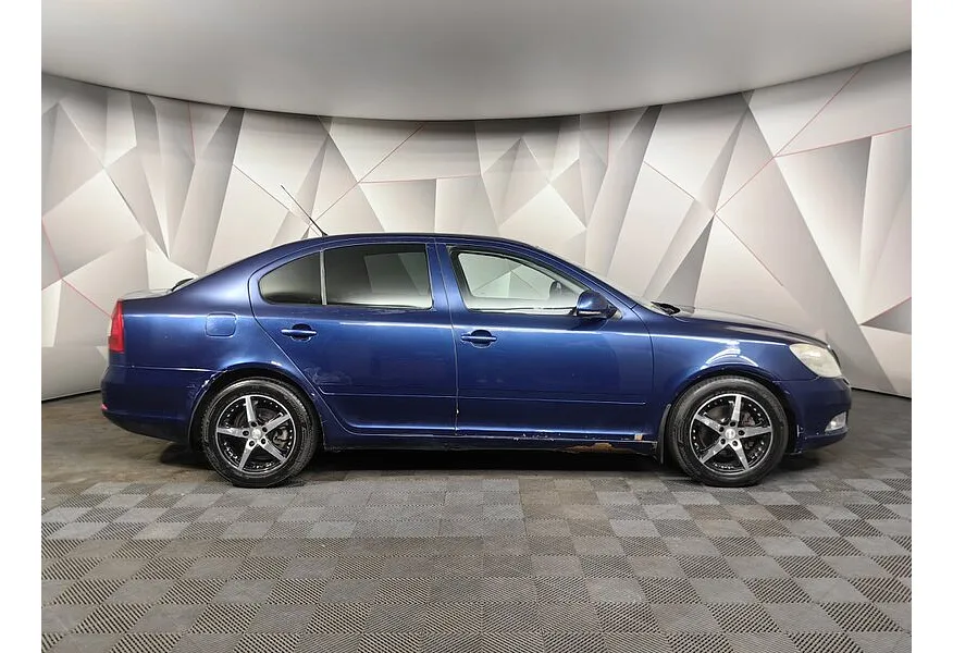 АВИЛОН - Skoda Octavia 1.8 TSI DSG (152 л.с.) Синий - slide 3