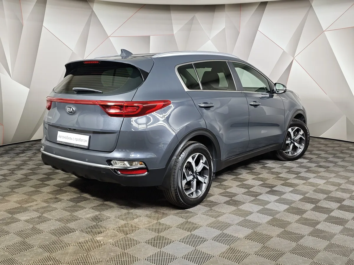 Kia Sportage 2.0 MPI AT 4WD (150 л.с.) Luxe Серый в АВИЛОН. Слайд №2
