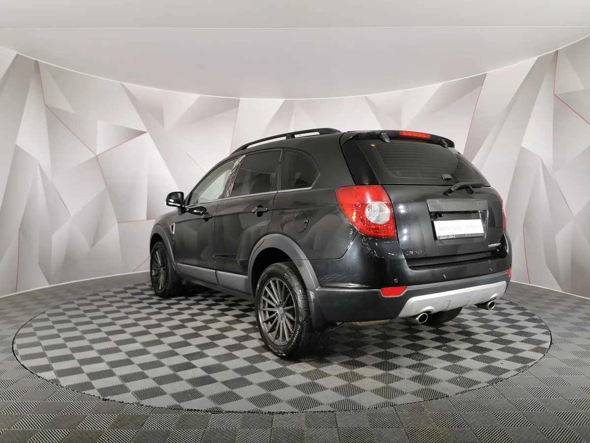 Chevrolet Captiva 3.2 AT 5 мест (230 л.с.) Черный в АВИЛОН. Слайд №4