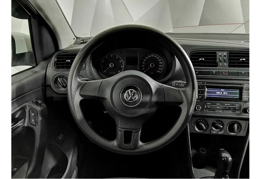 Volkswagen Polo 1.6 Tiptronic (105 л.с.) Comfortline Белый в АВИЛОН. Слайд №20