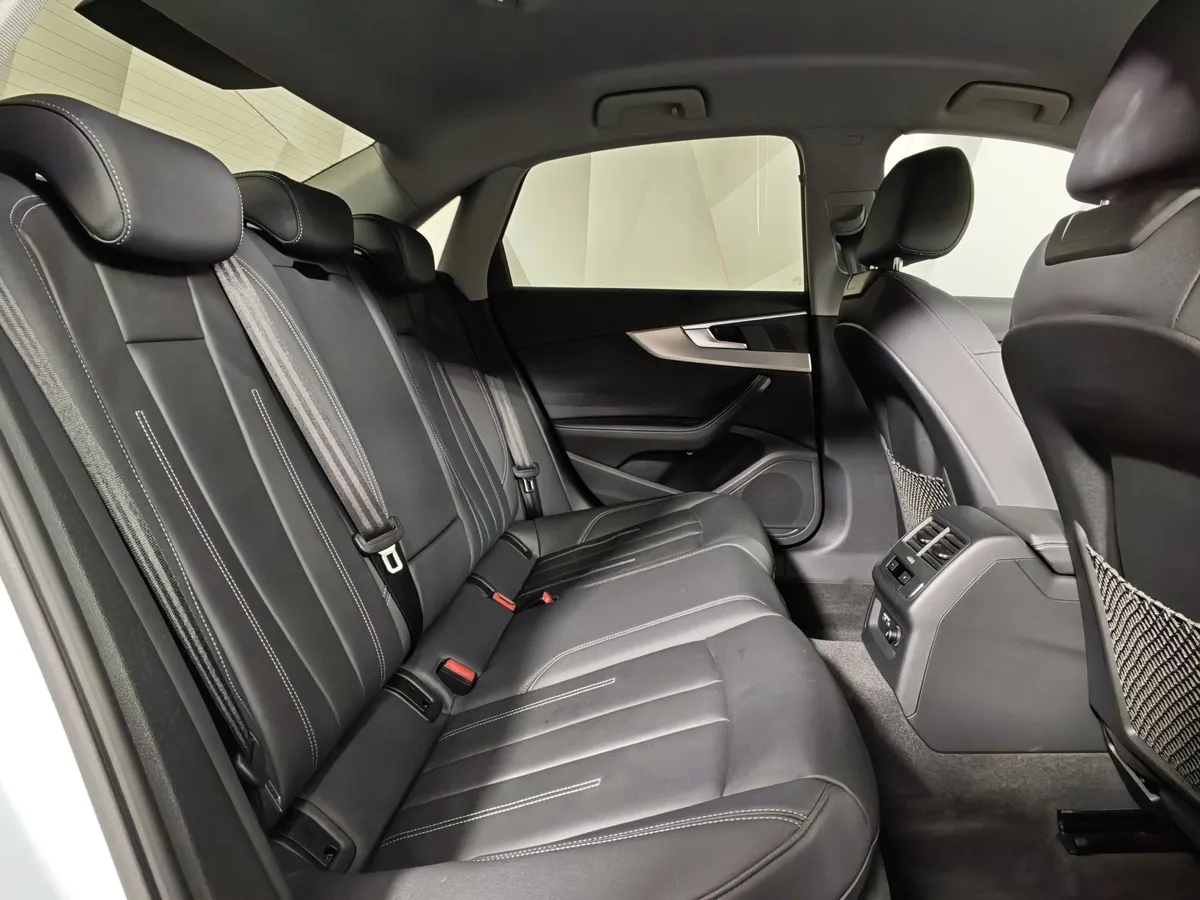 Audi A4 2.0 TFSI S tronic quattro (249 л.с.) Design Синий в АВИЛОН. Слайд №16