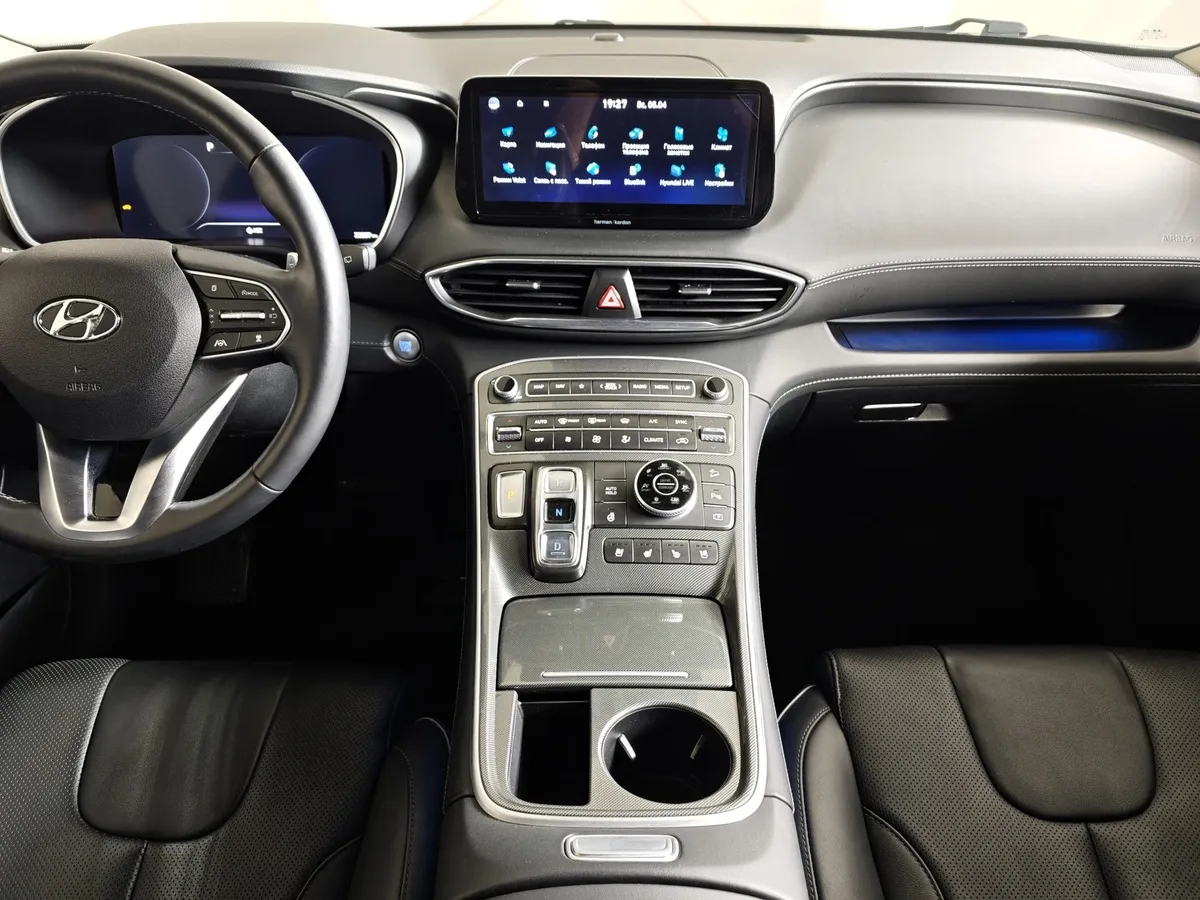 Hyundai Santa Fe 2.2 CRDi AWD 8AT (200 л.с.) Prestige Белый в АВИЛОН. Слайд №15