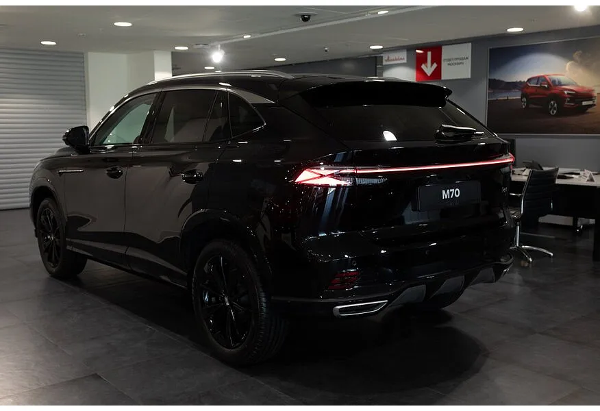 Москвич М70 1.5 DCT FWD (150 л.с.) Драйв Черный в АВИЛОН. Слайд №6