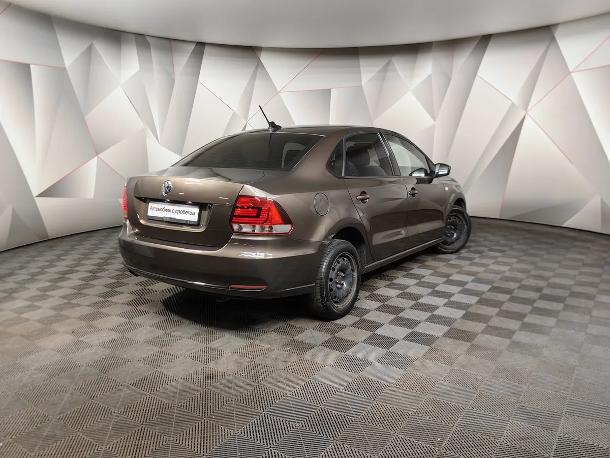 Volkswagen Polo 1.6 MPI AT (110 л.с.) Comfortline Коричневый в АВИЛОН. Слайд №2