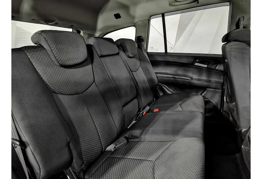 SsangYong Kyron 2.0 Xdi MT 4WD (141 л.с.) Серый в АВИЛОН. Слайд №16