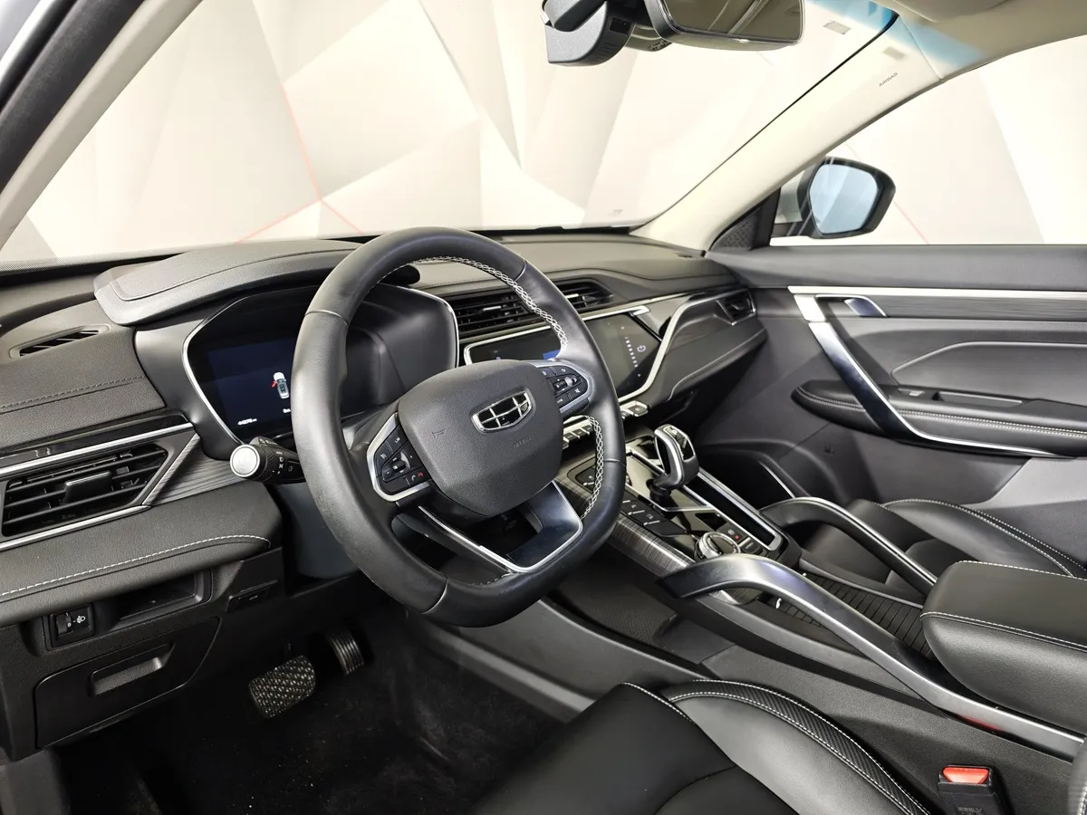 Geely Atlas Pro 1.5T 7DCT AWD (177 л.с.) Luxury Серый в АВИЛОН. Слайд №18