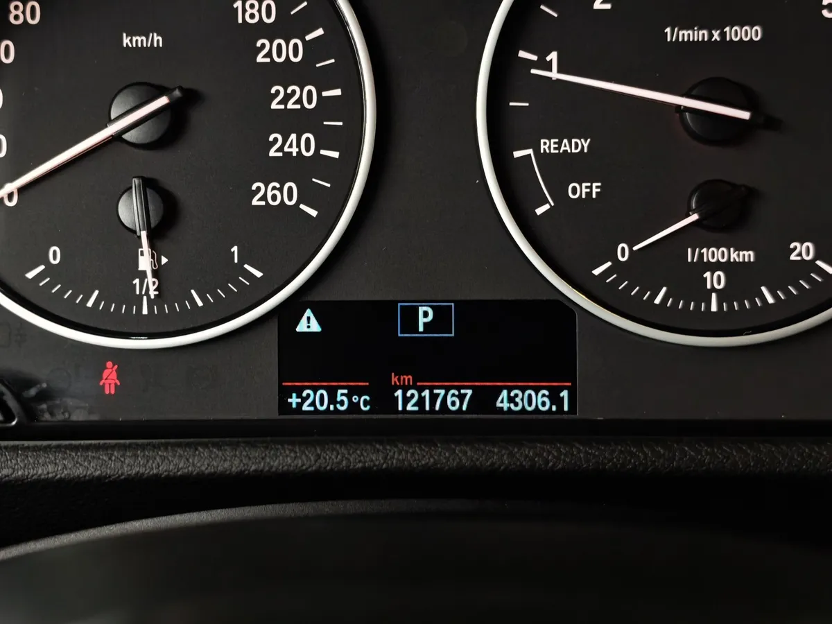 BMW X1 20i xDrive Steptronic AT (192 л.с.) Advantage (Локальная сборка) Коричневый в АВИЛОН. Слайд №13