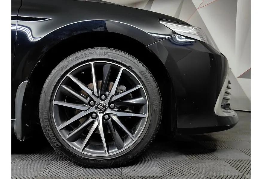 LIVE. Слайд №16