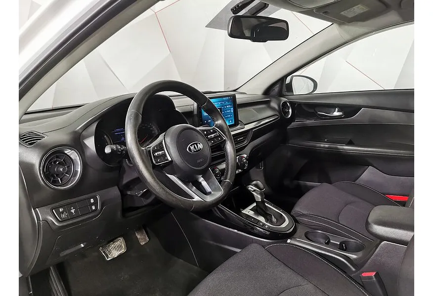 Kia Cerato 1.6 MPI AT (128 л.с.) Prestige Белый в АВИЛОН. Слайд №19