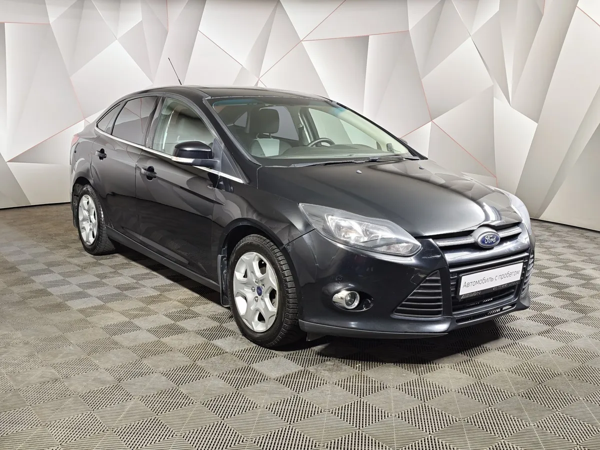 Ford Focus 1.6 Ti-VCT PowerShift (125 л.с.) Trend Черный в АВИЛОН. Слайд №3