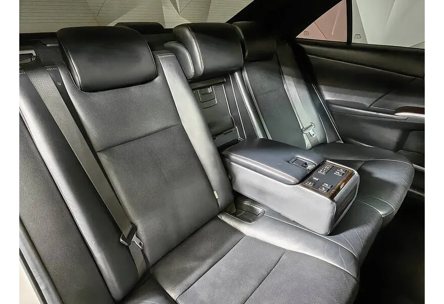 Toyota Camry 2.5 AT (181 л.с.) Классик Белый в АВИЛОН. Слайд №16 Toyota Camry 2.5 AT (181 л.с.) Классик Белый в АВИЛОН. Слайд №16