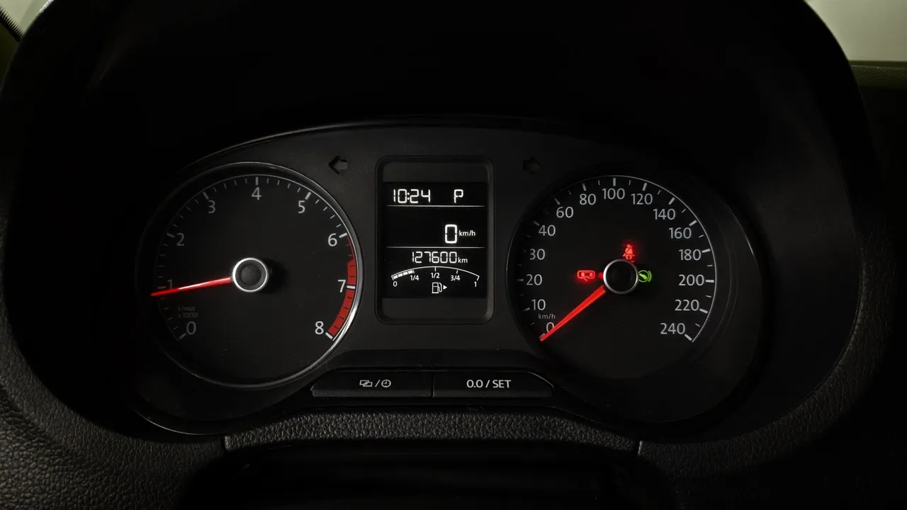 Volkswagen Polo 1.6 MPI AT (110 л.с.) Select Белый в АВИЛОН. Слайд №18