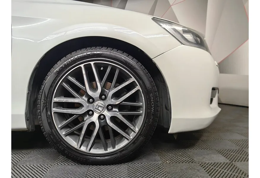 АВИЛОН - Honda Accord 2.4 AT (180 л.с.) Белый - slide 15