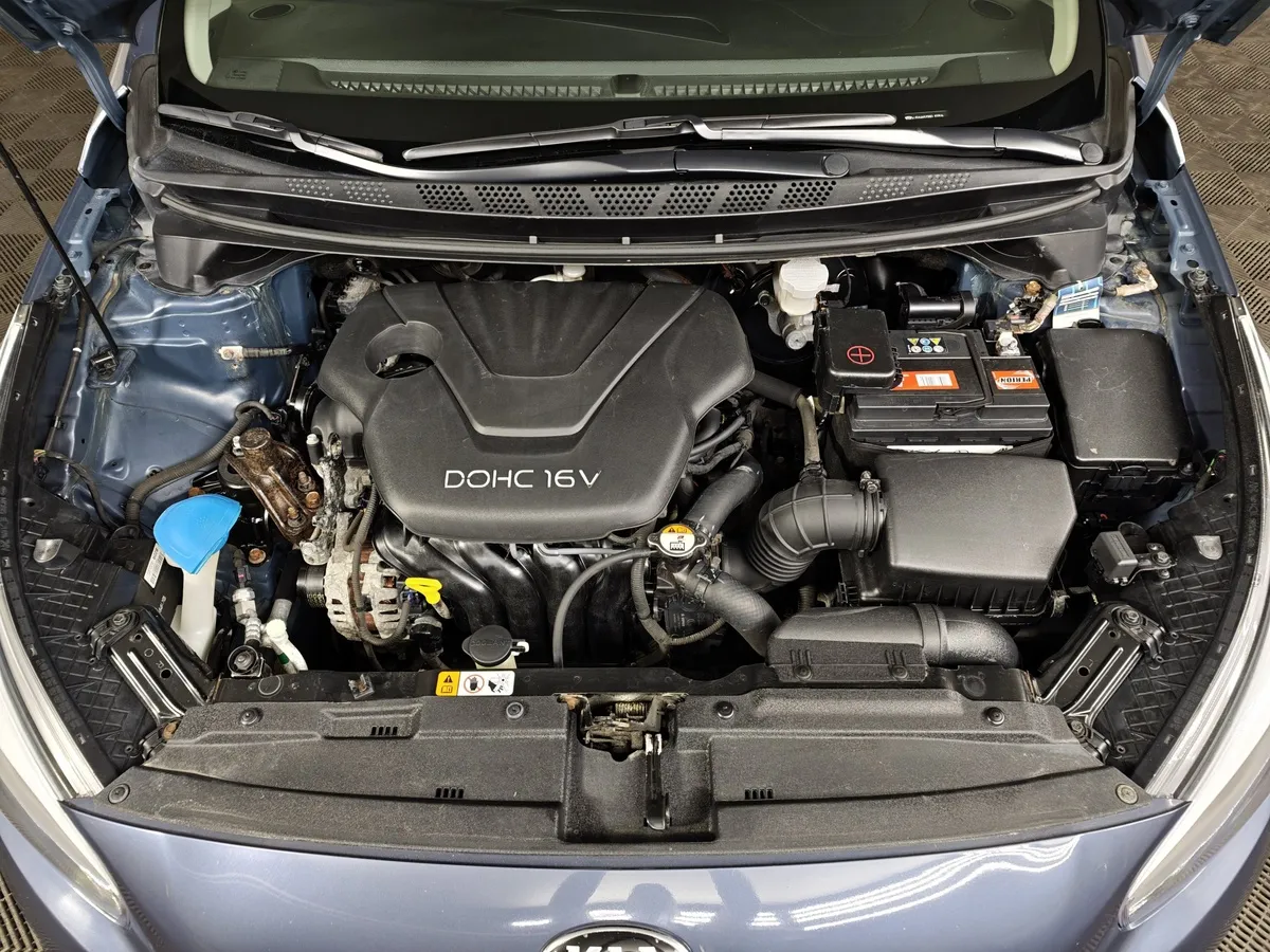 Kia Ceed 1.6 AT (129 л.с.) Синий в АВИЛОН. Слайд №11