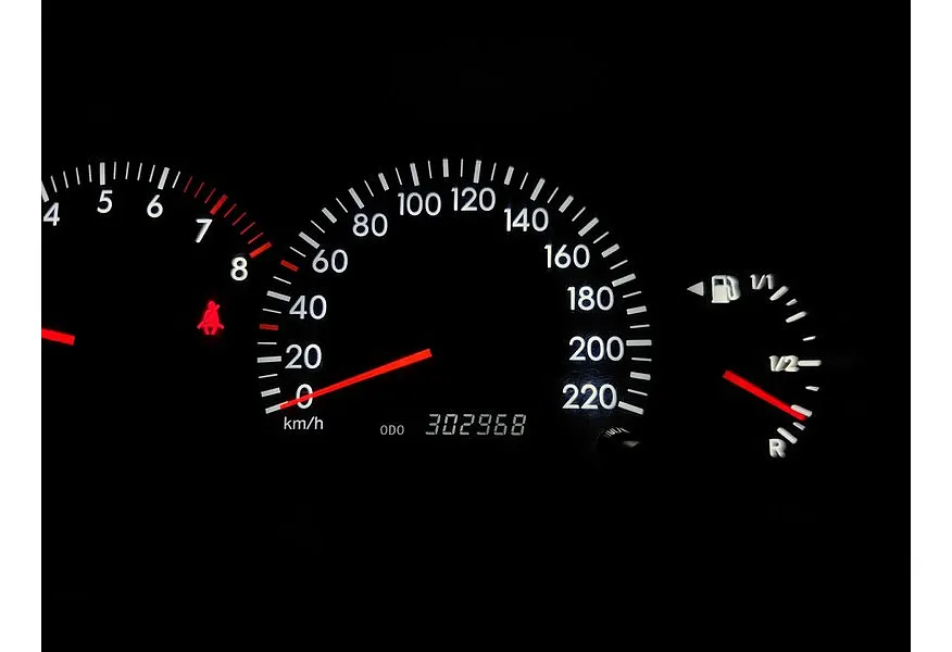 Toyota Corolla 1.6 MT (110 л.с.) Черный в АВИЛОН. Слайд №15