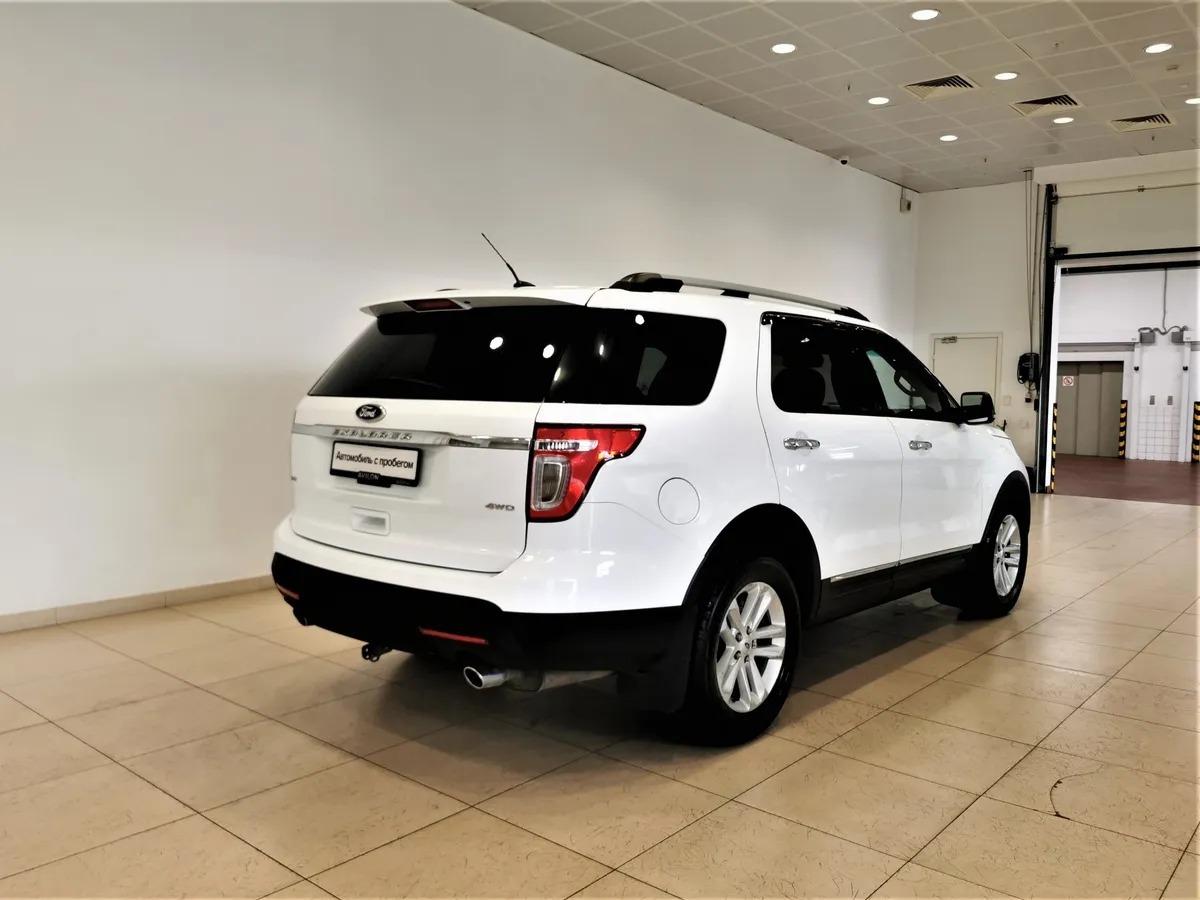 Ford Explorer 3.5 SelectShift 4WD (249 л.с.) Limited Plus Белый в АВИЛОН. Слайд №2