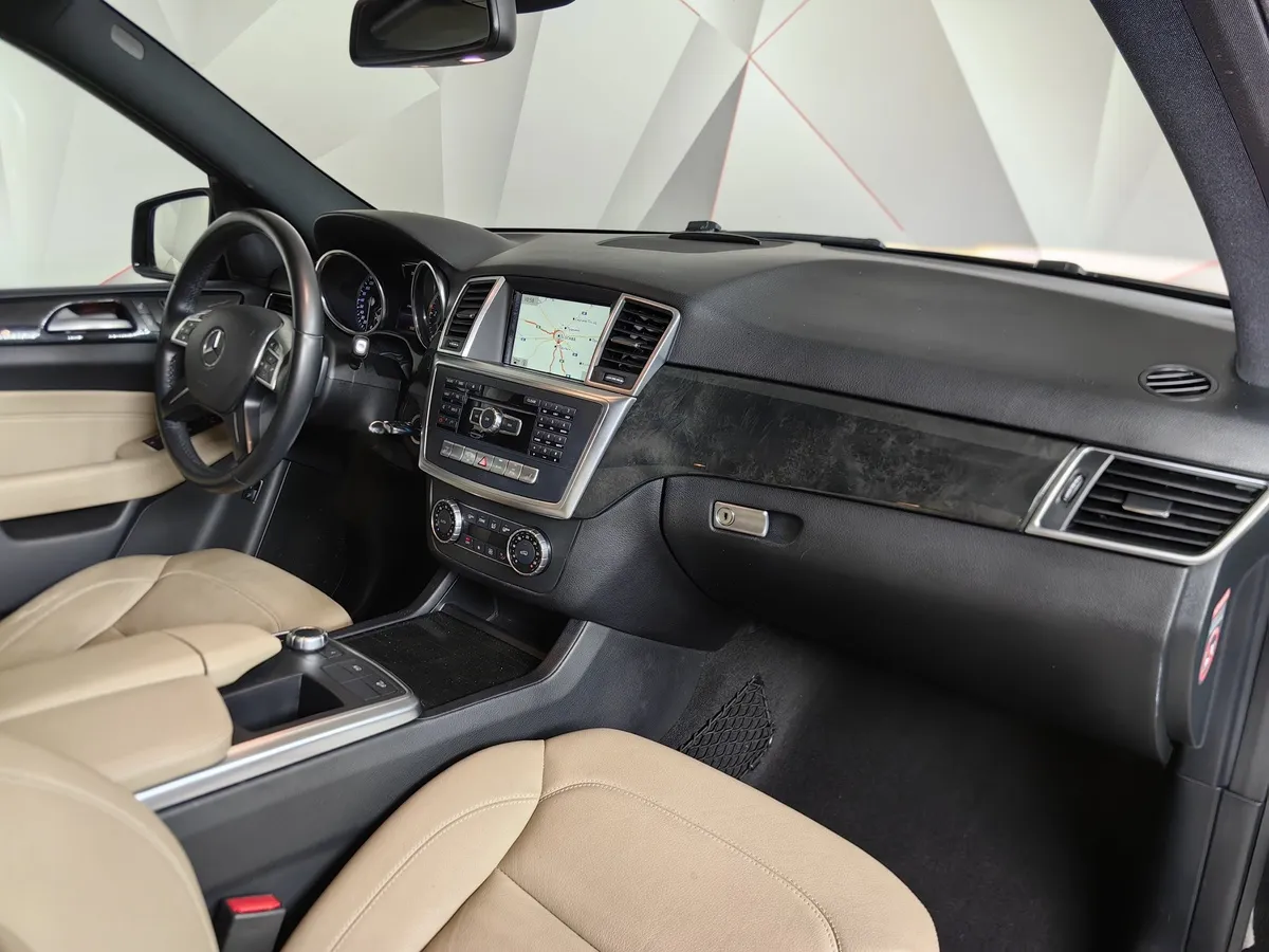 Mercedes-Benz M-Класс ML 350 BlueTEC 7G-Tronic Plus 4Matic (258 л.с.) Черный в АВИЛОН. Слайд №13