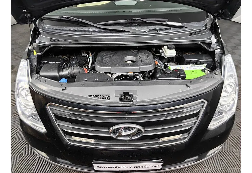 Hyundai Grand Starex 2.5d AT 4WD (145 л.с.) Серый в АВИЛОН. Слайд №11