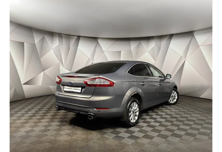 Ford Mondeo 2.0 EcoBoost PowerShift (200 л.с.) Titanium Коричневый в АВИЛОН. Слайд №2