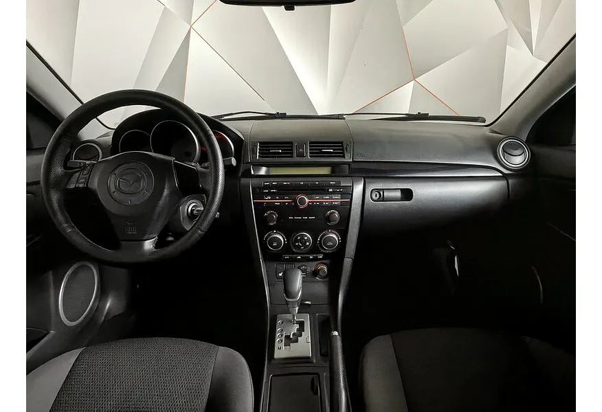 Mazda 3 1.6 AT (105 л.с.) Черный в АВИЛОН. Слайд №13