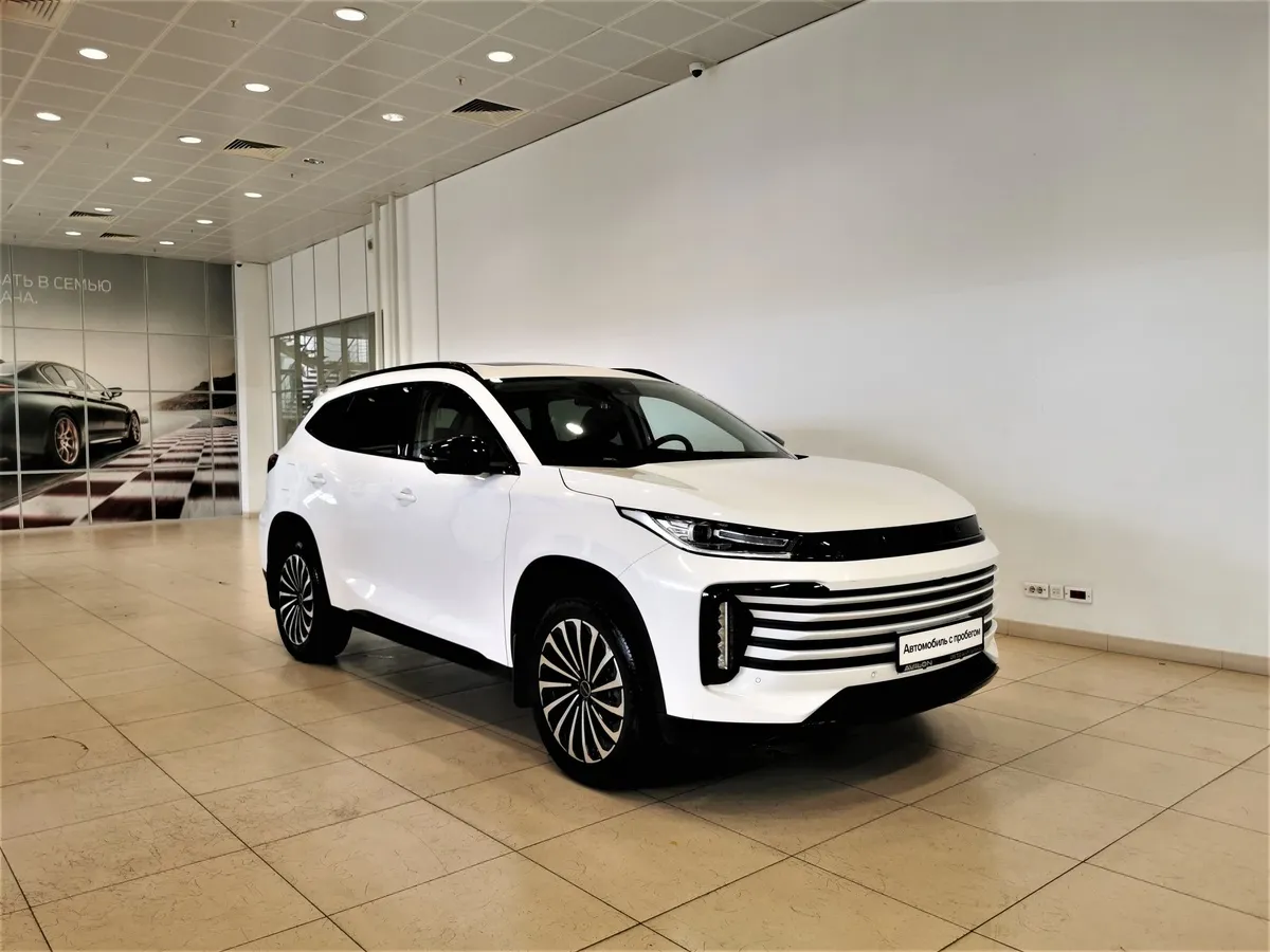 EXEED TXL 1.6 TGDI DCT7 AWD (186 л.с.) Белый в АВИЛОН. Слайд №3