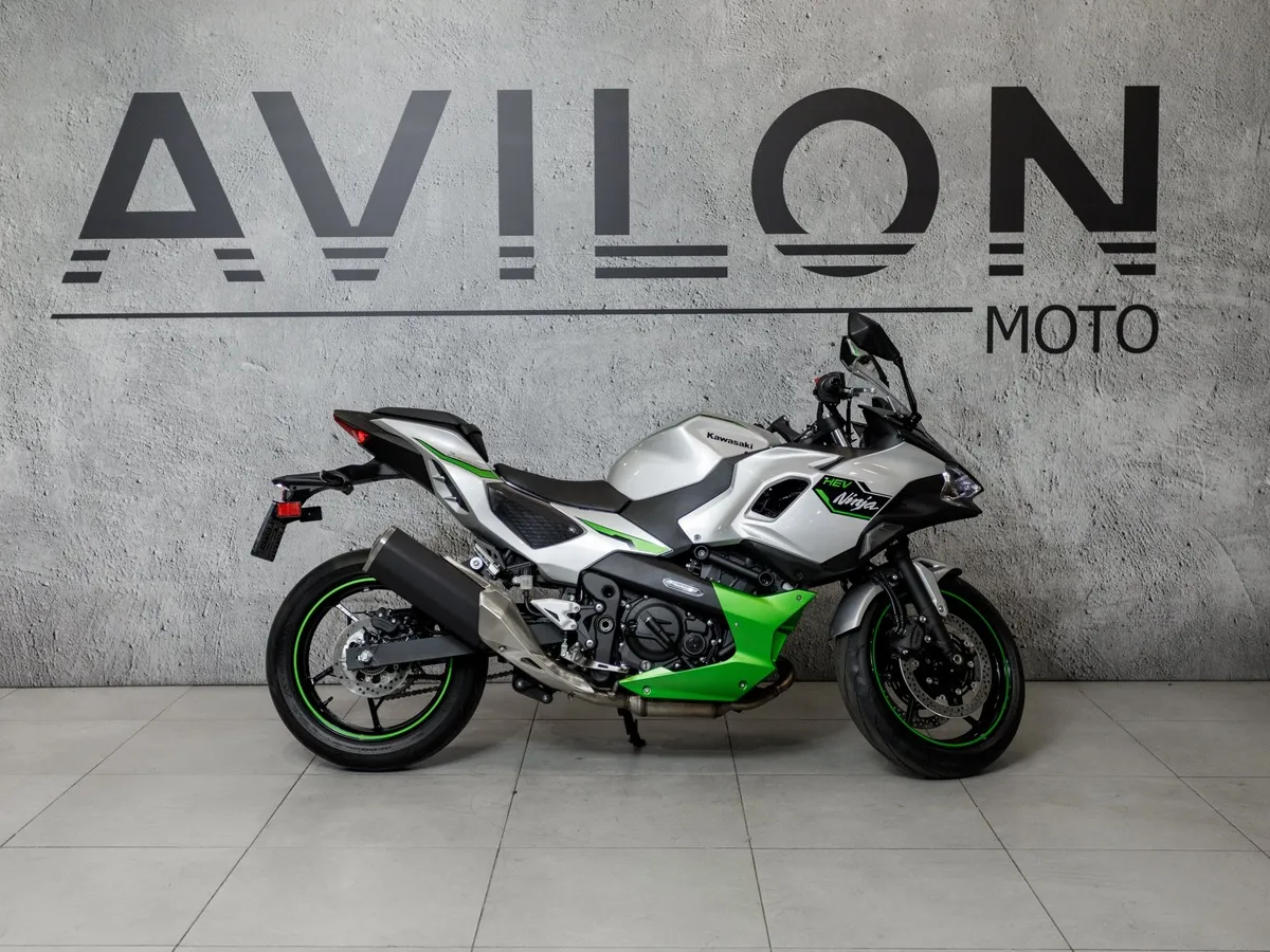 Kawasaki Ninja 7 Hybrid 450 см³ (69 л.с.) 450 Серебристый в АВИЛОН. Слайд №4