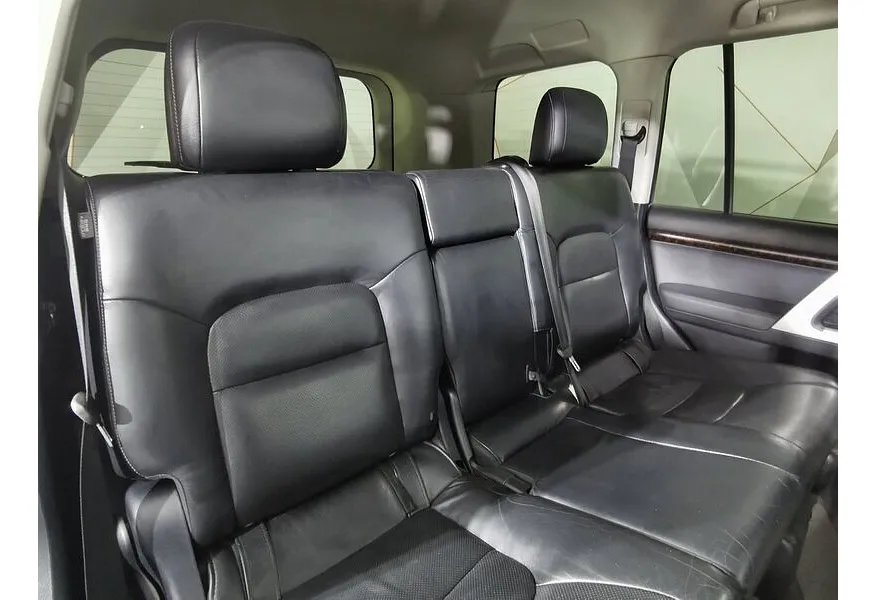 АВИЛОН - Toyota Land Cruiser 4.5 Twin-Turbo D AT 4WD (5 мест) (235 л.с.) Престиж Черный - slide 10