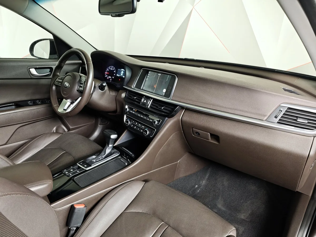 Kia Optima 2.4 GDI AT (188 л.с.) Luxe Коричневый в АВИЛОН. Слайд №12