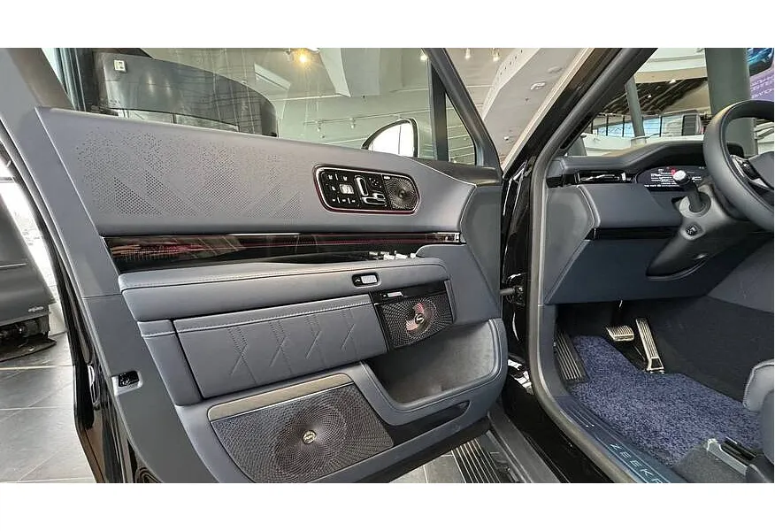 Zeekr 9X 2.0h AT 4WD (1177 л.с.) Ultra Черный в АВИЛОН. Слайд №12