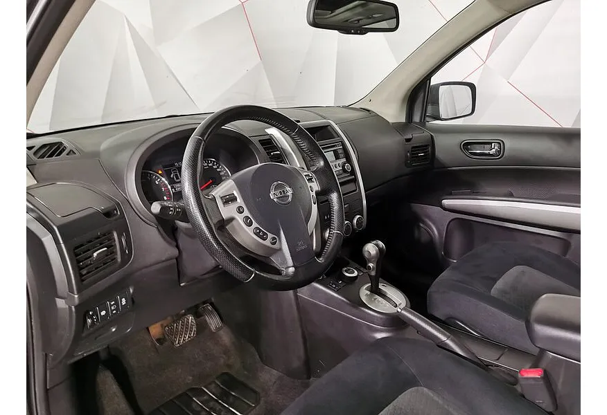 Nissan X-Trail 2.0 CVT AWD (141 л.с.) Черный в АВИЛОН. Слайд №19