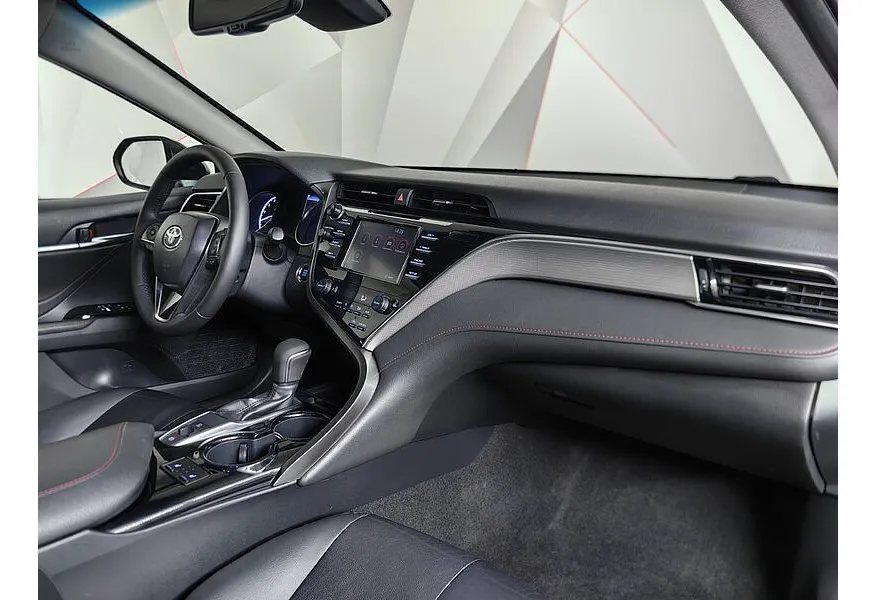Toyota Camry 2.5 AT (181 л.с.) Черный в АВИЛОН. Слайд №13