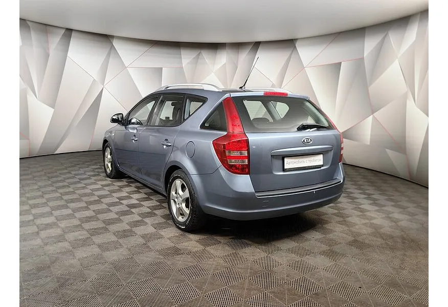 Kia Ceed 1.6 CRDi AT (115 л.с.) Синий в АВИЛОН. Слайд №4 Kia Ceed 1.6 CRDi AT (115 л.с.) Синий в АВИЛОН. Слайд №4