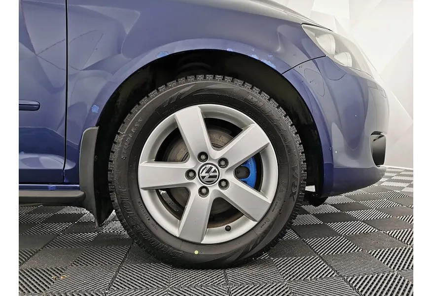 Volkswagen Golf 1.4 TSI MT (122 л.с.) Trendline Синий в АВИЛОН. Слайд №9