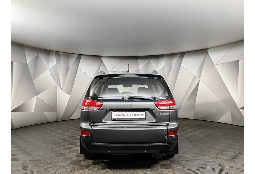 Citroen C-Crosser 2.4 CVT 4WD (170 л.с.) Зеленый в АВИЛОН. Слайд №8