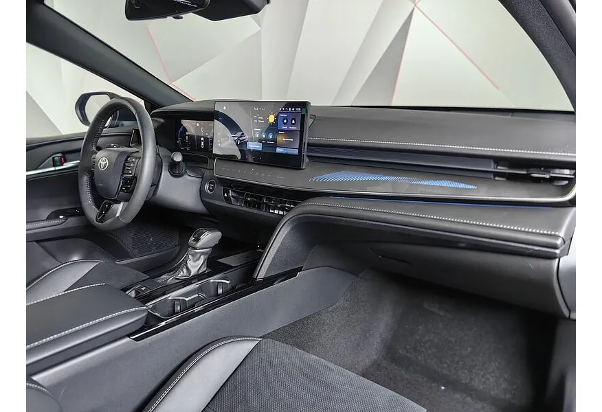 Toyota Camry 2.0h CVT (197 л.с.) Sport Plus Черный в АВИЛОН. Слайд №13