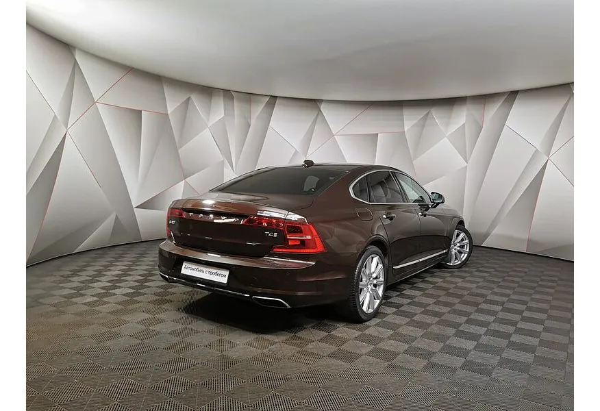 Volvo S90 2.0 T4 Drive-E AT (190 л.с.) Inscription Коричневый в АВИЛОН. Слайд №2