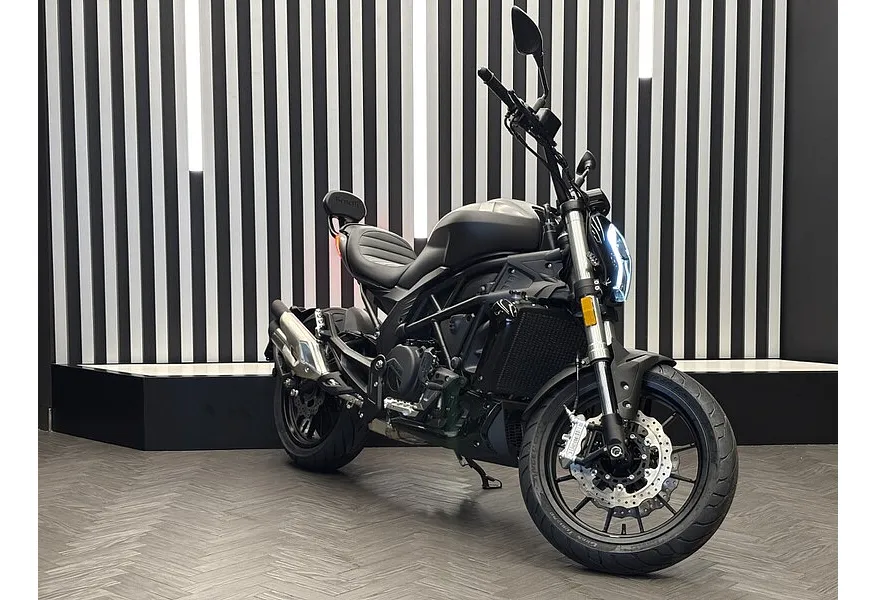 АВИЛОН - Benelli 502C 500 см³ (47 л.с.) 500 Черный - slide 1