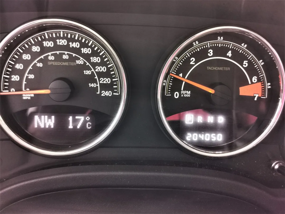 Jeep Compass 2.4 AT AWD (170 л.с.) Limited Белый в АВИЛОН. Слайд №17