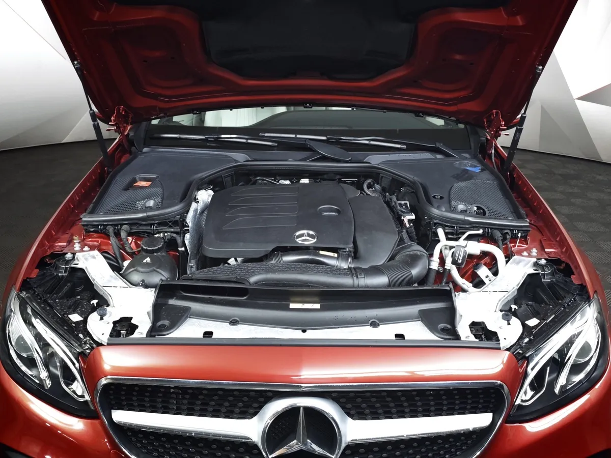 Mercedes-Benz E-Класс E 200 4MATIC G-TRONIC (184 л.с.) Красный в АВИЛОН. Слайд №11