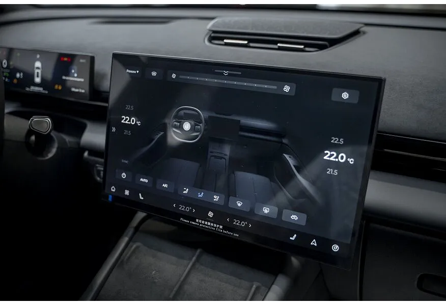 OMODA C7 1.6 DCT 4WD (150 л.с.) Стиль Черный в АВИЛОН. Слайд №15