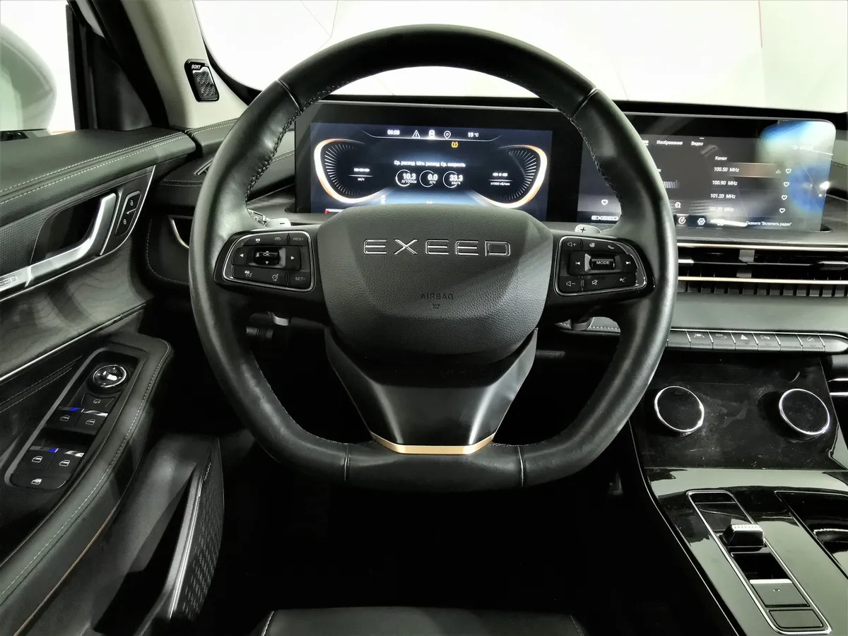 EXEED LX 1.6T DCT 4WD (150 л.с) Premium Plus Белый в АВИЛОН. Слайд №19