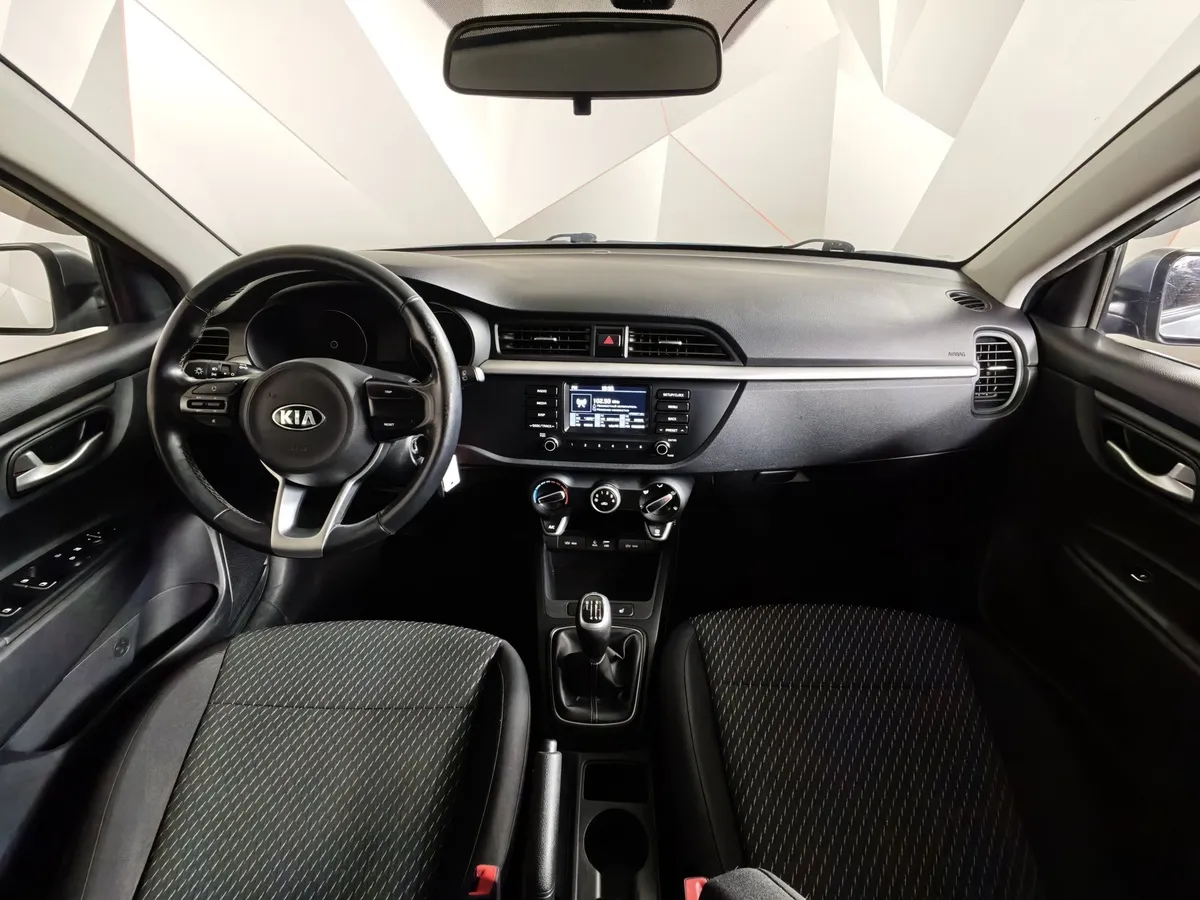 Kia Rio X-Line 1.6 MT (123 л.с.) Comfort Серый в АВИЛОН. Слайд №14