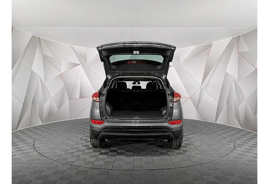 Hyundai Tucson 2.0 (150 л.с.) MPi-6MT-4WD Family Серый в АВИЛОН. Слайд №12