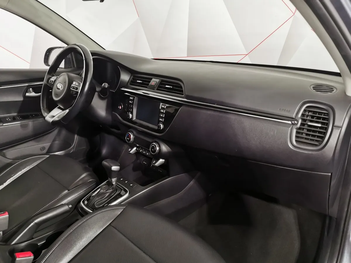 Kia Rio 1.6 AT (123 л.с.) Premium Серый в АВИЛОН. Слайд №12