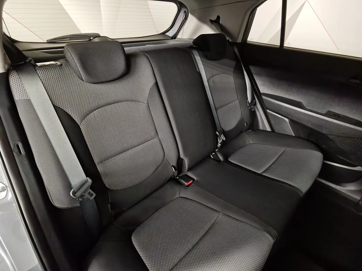 Hyundai Creta 2.0 AT (149 л.с.) Travel + Advanced Серый в АВИЛОН. Слайд №17