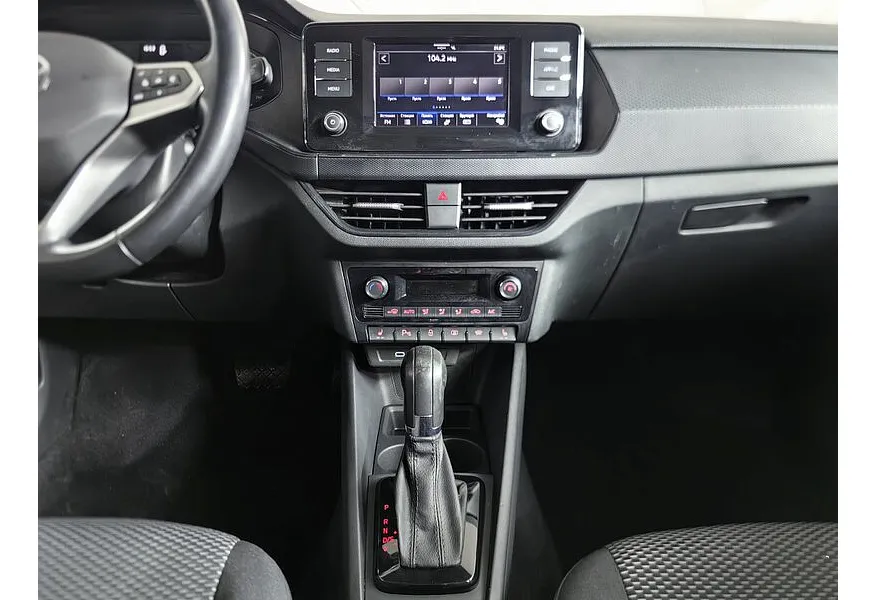 Volkswagen Polo 1.6 MPI AT (110 л.с.) Trendline Белый в АВИЛОН. Слайд №15