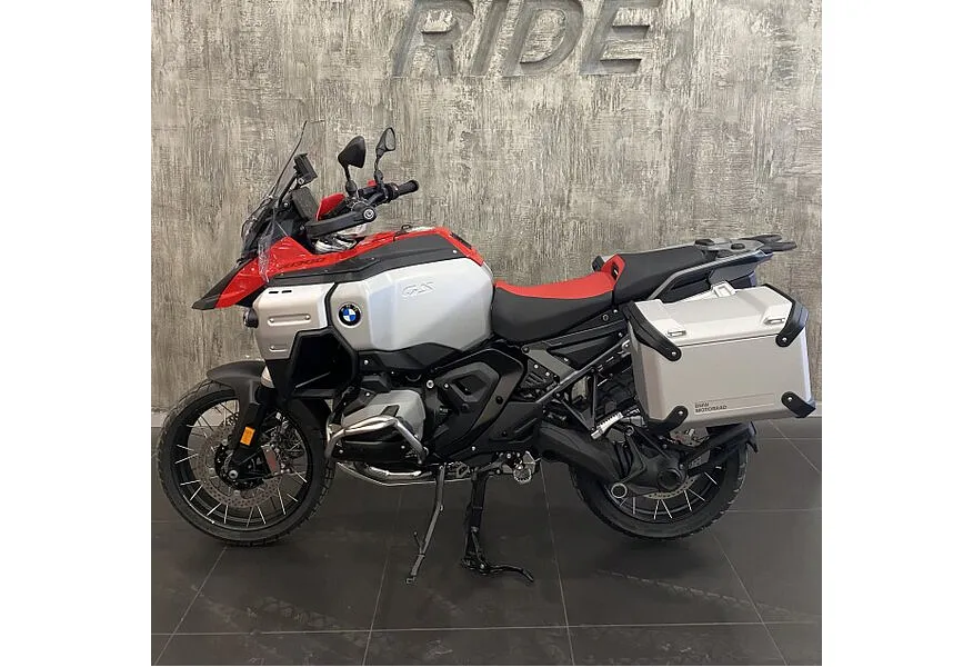 BMW Motorrad R 1300 GS Adventure R 1300 GS Adventure 1300 см³ (145) 1300 Красный в АВИЛОН. Слайд №1